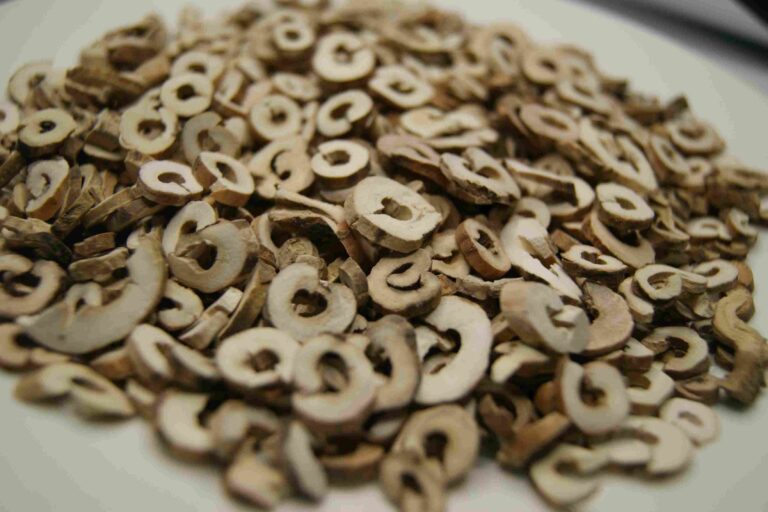 Discovering Moutan Bark Nature's Cooling Remedy