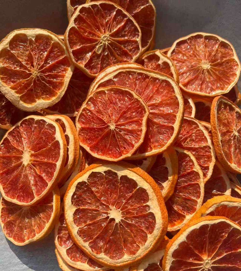Freeze-Dried Grapefruit Slices